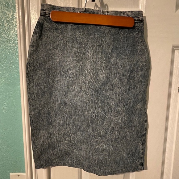 Vintage denim pencil skirt - Picture 2 of 2